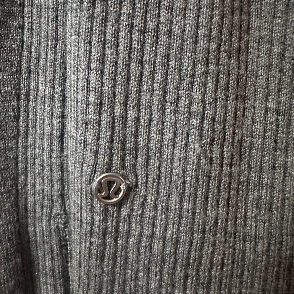 Lululemon Sweat And‎ Savasana Sweater Size 6 - Picture 7 of 8